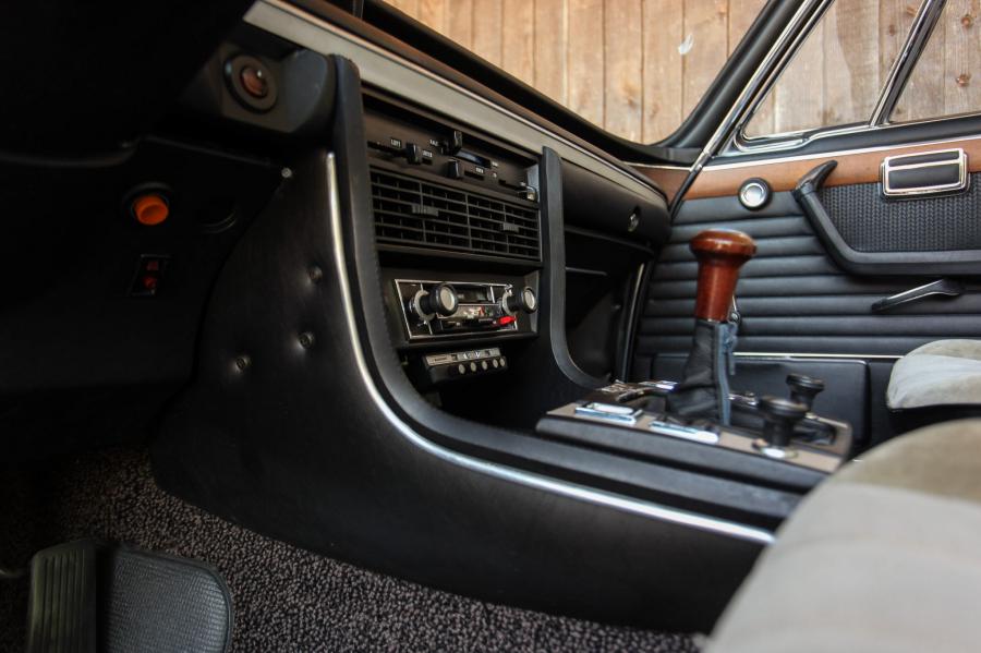 Детали интерьера BMW 3.0CSi (E9) 1974 года  (EU) (фото 85 из 198)